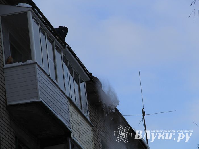 Смелые люди на крах Великих Лук