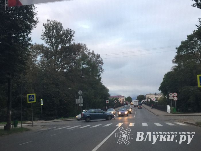 ДТП на пр-те Ленина в Великих Луках