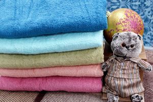 Пора покупать тёплые и яркие новогодние подарки (ФОТО)