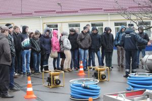 В Аварийно-спасательной службе Псковской области прошел день открытых дверей (фото)