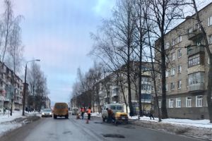 В ожидании реконструкции на ул. Дьяконова ставят «заплатки»(ФОТО)