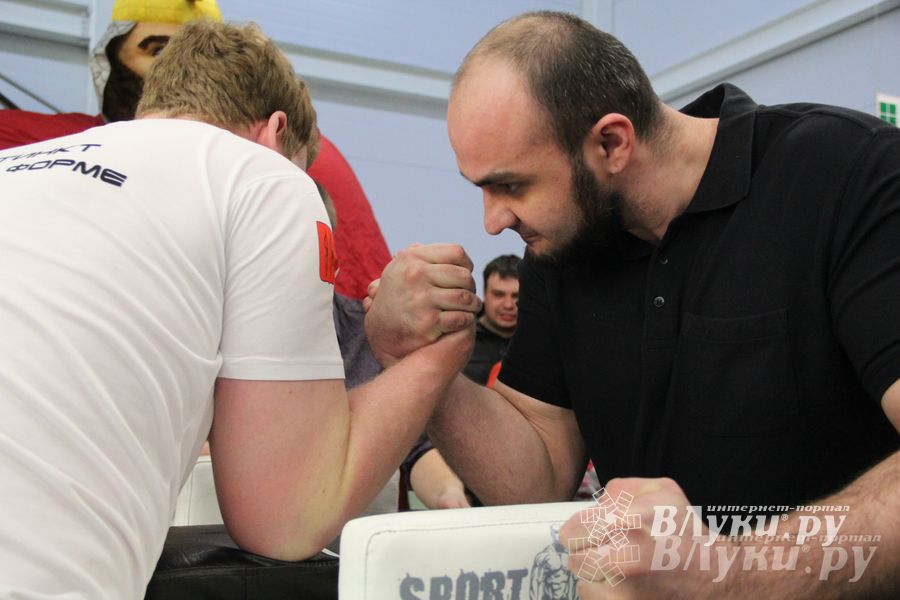 В ТЦ «Апельсин» прошла весенняя ночь распродаж