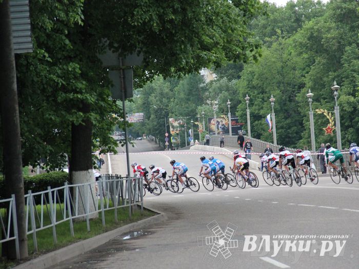 Гонка-критериум по велосипедному спорту