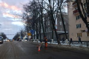 В районе центрального городского моста затруднено движение (ФОТО)