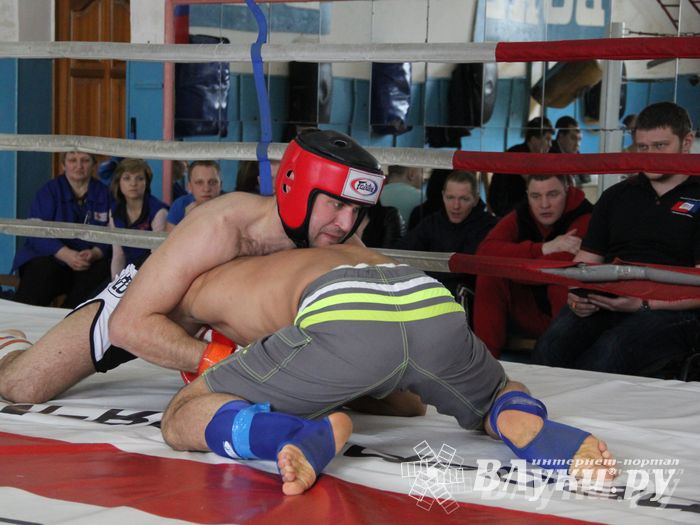 В Великих Луках прошел Чемпионат области по смешанному боевому единоборству (фото)