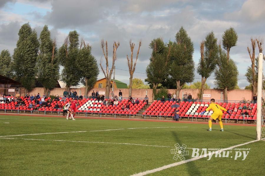 «Луки-Энергия» сыграла вничью в матче 4-го тура (ФОТО)