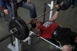В Великих Луках прошел Чемпионат города по Русскому жиму и армлифтингу (фото)