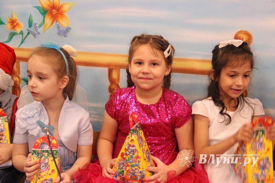 На новогодний утренник в детский сад №23 приходил задорный Дед Мороз (ФОТО)