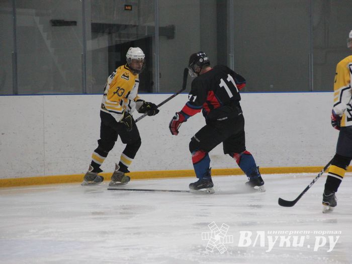 Великолукский «Экспресс» одержал победу в игре с псковскими «Медведями» (ФОТО)