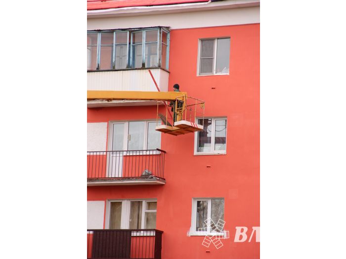 В Великих Луках доделывают капитальные ремонты домов (ФОТО)