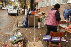 Великолучанин возмущается «ущербной, грязной торговлей в центре города» (ФОТО)