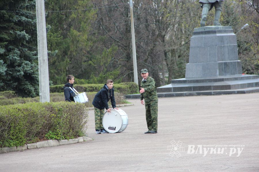 8 лицей готовится к параду 9 мая (ФОТО)