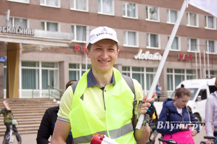 В Великих Луках прошёл Всероссийский велопарад (ФОТО)