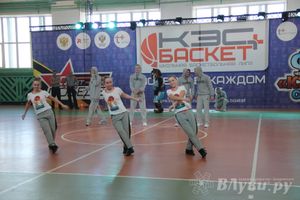 В Великих Луках прошли финальные игры Чемпионата ШБЛ «КЭС-БАСКЕТ» (фото)