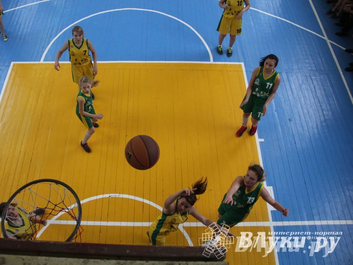 Великолучанки заняли первое место в дивизиональной игре «КЭС-Баскет» (фото)