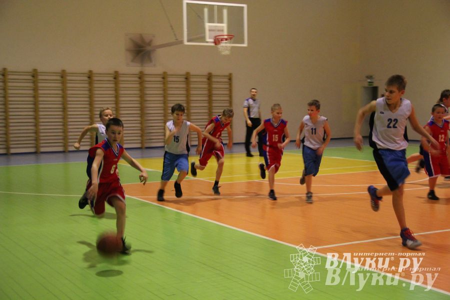 Великолукские баскетболисты стали победителями междугородних соревнований по баскетболу