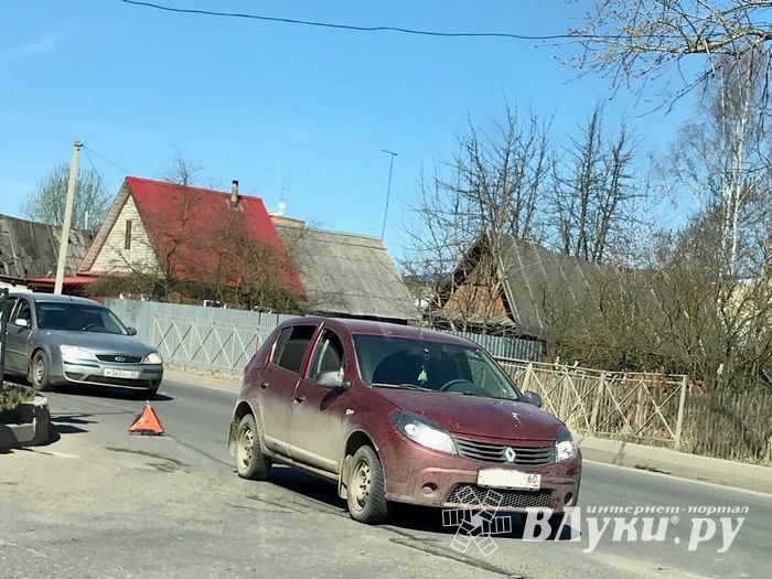 Из-за ДТП на Мурманской образовалась пробка (ФОТО)