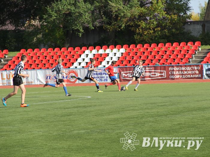 Педагогический лицей стал победителем турнира по футболу памяти М. Хренова (фото)