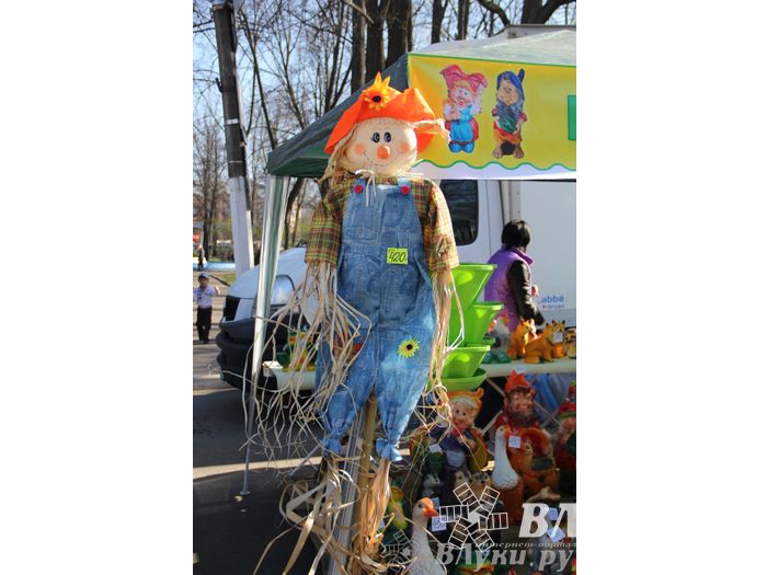 Традиционная весенняя ярмарка прошла в Великих Луках