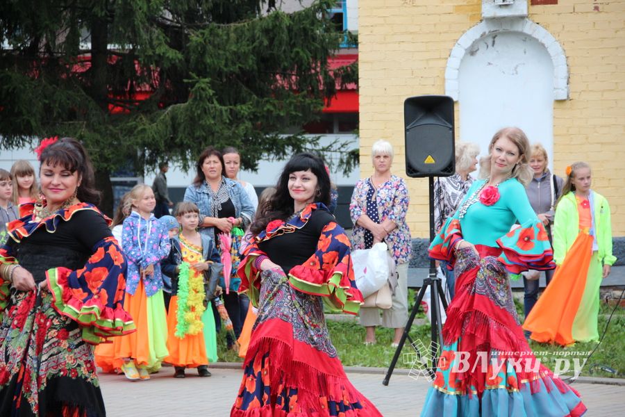В Великих Луках начали отмечать День города (ФОТО)