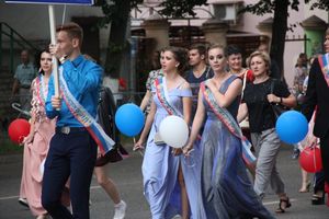 Великолукской «Бригантине» пришлось поплавать под дождём (ФОТО)