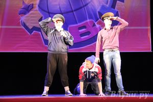 Великолукские КВНщики совершили «путешествие во времени» (фото)