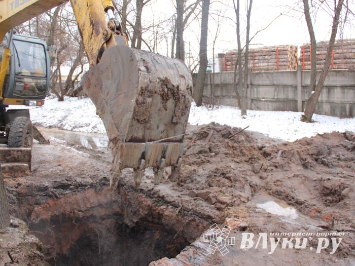 На пр-те Гагарина произошёл прорыв водопровода (ФОТО)
