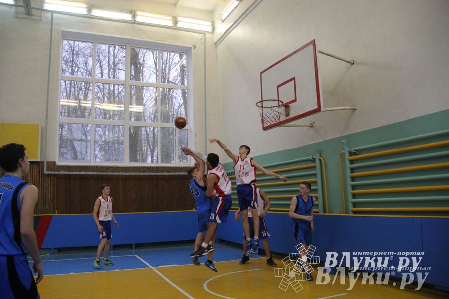 Великолучанки заняли первое место в дивизиональной игре «КЭС-Баскет» (фото)