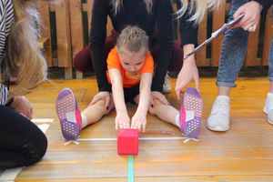 В Великих Луках проходят спортивные соревнования среди дошколят «Юные олимпионики» (ФОТО)