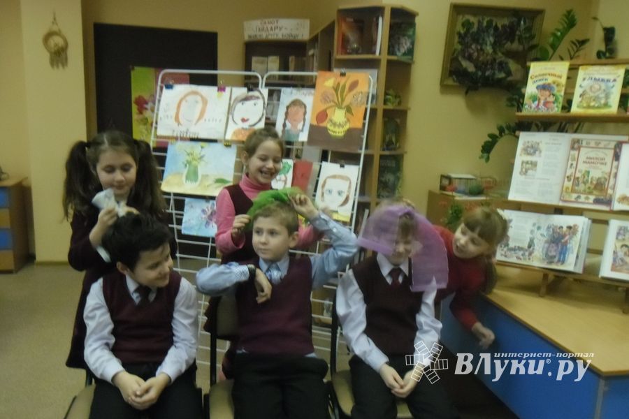 В детской библиотеке прошел утренник «Мама – слово дорогое» (фото)