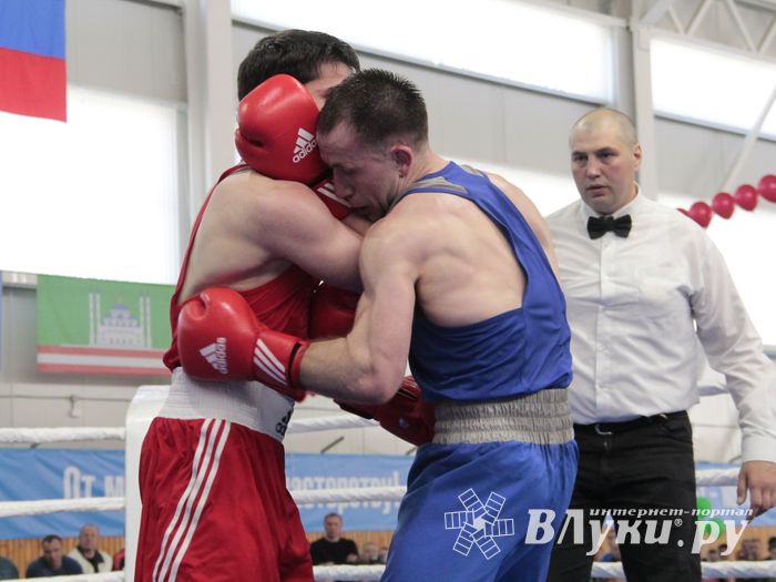 Матчевая встреча по боксу Великие Луки —Псков — Грозный (ФОТО)