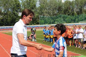 Юные футболисты из Калининграда стали победителями турнира «Локобол» в Великих Луках (фото)