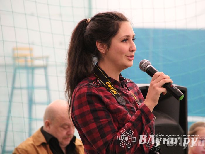 В Великих Луках прошло Первенство по большому теннису (фото)