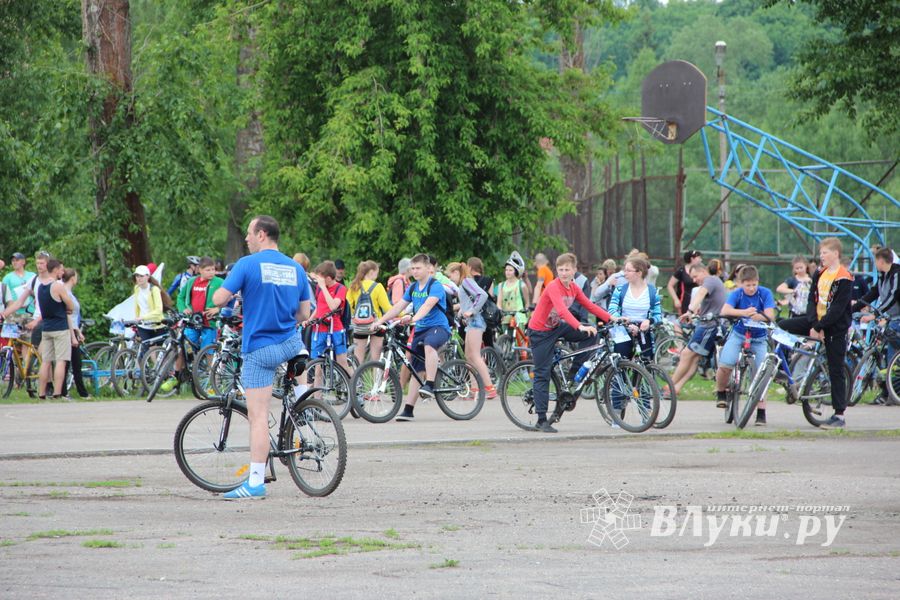 В Великих Луках состоялся «Велопарад» (ФОТО)