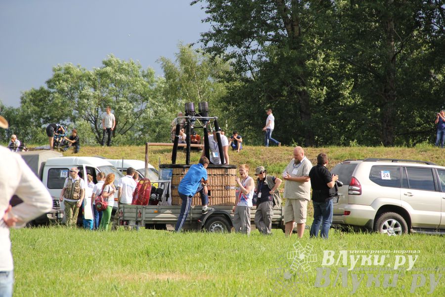 Открытие 19-й Международной встречи воздухоплавателей в Великих Луках