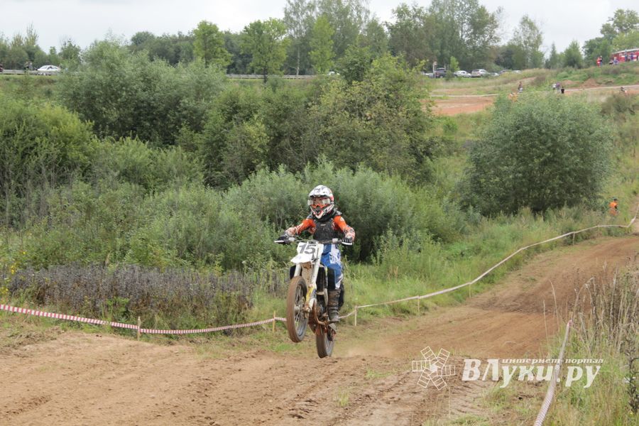 Мотокросс в Булынино: драйва много, зрителей мало (ФОТО)