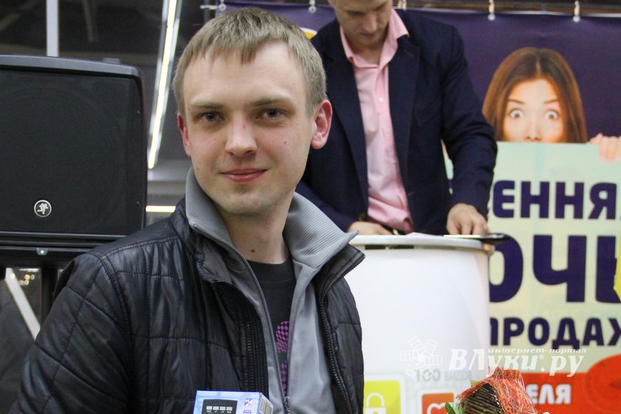 В ТЦ «Апельсин» прошла весенняя ночь распродаж