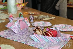 В Великих Луках открылась выставка «Масленица. Пасха. Весна» (фото)