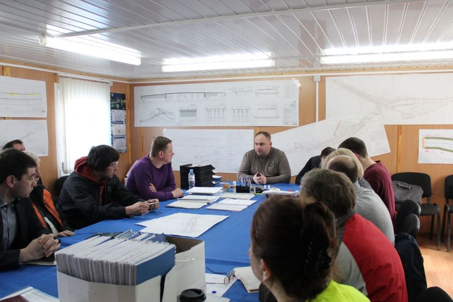  Работы по строительству путепровода в Великих Луках  идут по графику (ФОТО)