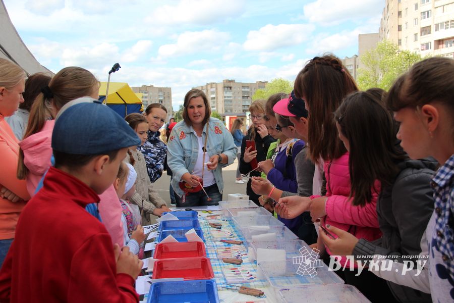 Презентация новой модели LADA Vesta Cross состоялась в Великих Луках (ФОТО)