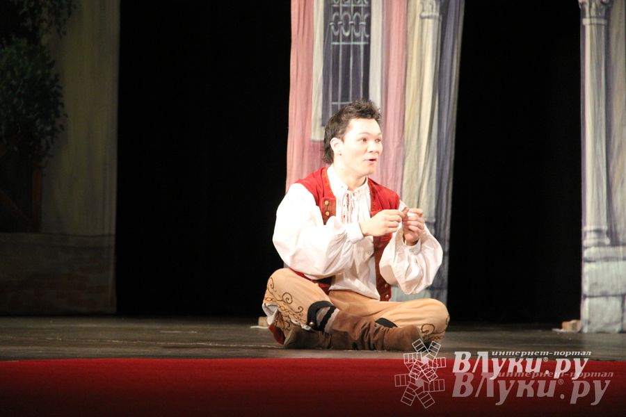 Санкт-Петербургский музыкальный театр представил зрителям мюзикл «Труффальдино из Бергамо» (фото)