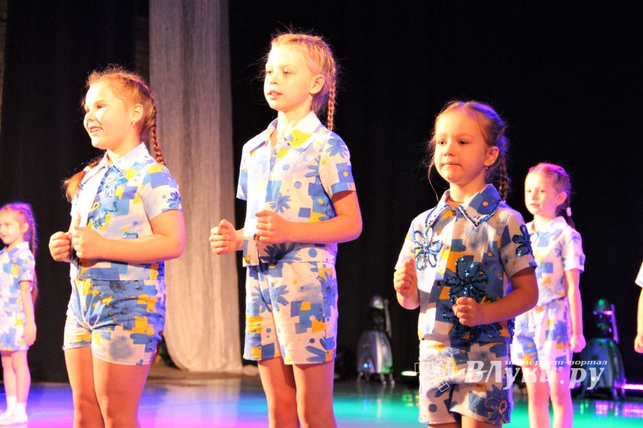 В ГДК им. Ленина прошёл концерт ко Дню матери (ФОТО)