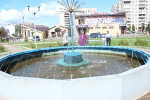 В сквере на Вокзальной обновилась детская площадка (ФОТО)