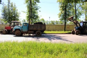 Фотофакт: пр-т Гагарина чистят