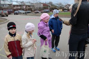 В Великих Луках прошла автомобильная ярмарка