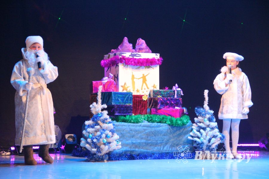 В ГДК им. Ленина встречают Новый год (ФОТО)