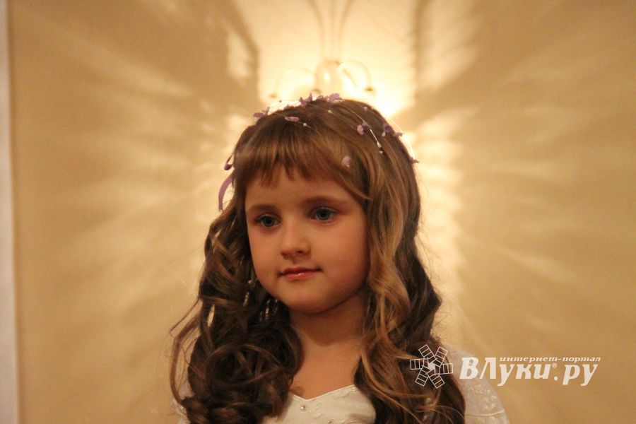 Фотосессия финалисток конкурса «Маленькая красавица Великие Луки 2014»