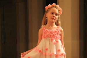 Фотосессия финалисток конкурса «Маленькая красавица Великие Луки 2014»