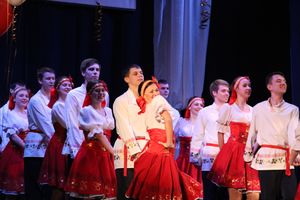 В Великих Луках прошел фестиваль «РЖД зажигает звезды» (фото)