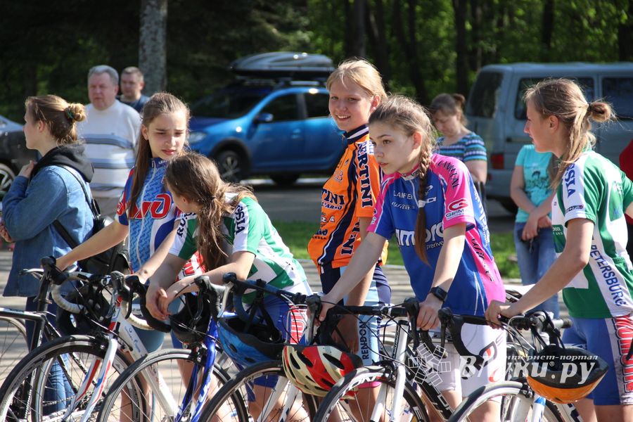 В Великих Луках чествовали лучших велосипедистов (ФОТО)